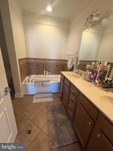 $2,000 | 12001 Old Vine Boulevard, Unit 305, Lewes, DE 19958