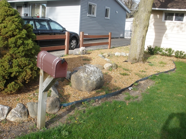 170 North Prairie Avenue Mundelein, IL 60060 - Photo 2 of 8