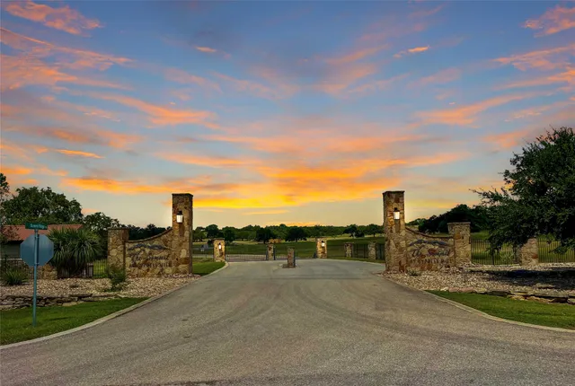 $299,000 | 97 Summit Ridge Trail, Johnson City, TX 78636