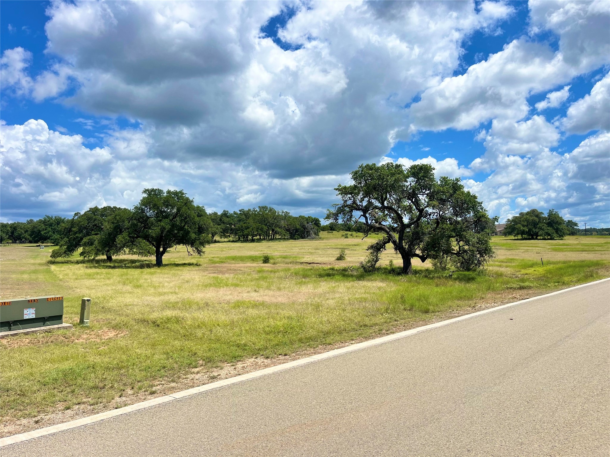 97 Summit Ridge Trail Johnson City, TX 78636 - Photo 4 of 8