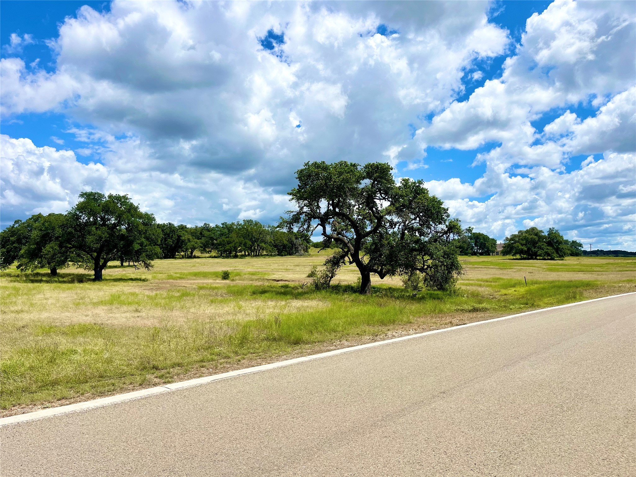 97 Summit Ridge Trail Johnson City, TX 78636 - Photo 5 of 8
