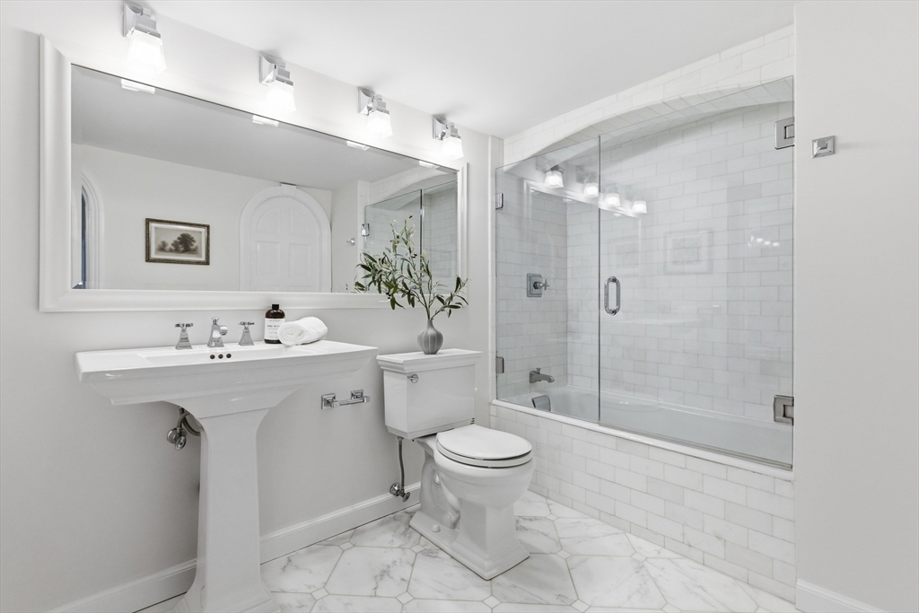124 Beacon Street, Unit PH1 Boston, MA 02116 - Photo 11 of 15