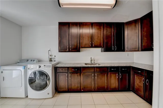 $1,650,000 | 337 Lakeshore Drive Northwest, Berkeley Lake, GA 30096