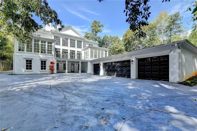 $1,650,000 | 337 Lakeshore Drive Northwest, Berkeley Lake, GA 30096