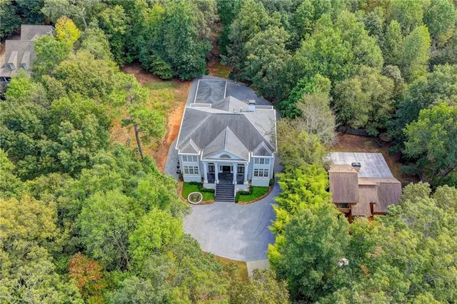 $1,650,000 | 337 Lakeshore Drive Northwest, Berkeley Lake, GA 30096