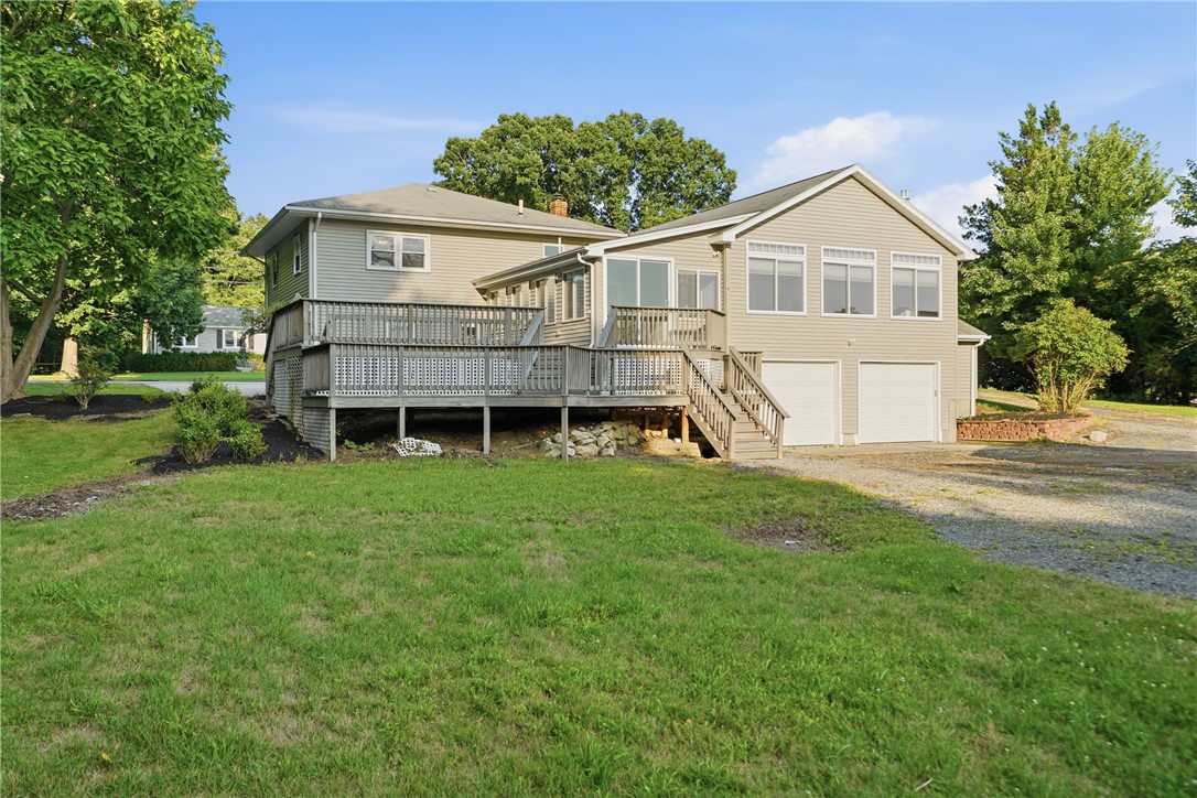 285 Angell Road Lincoln, RI 02865 - Photo 7 of 44