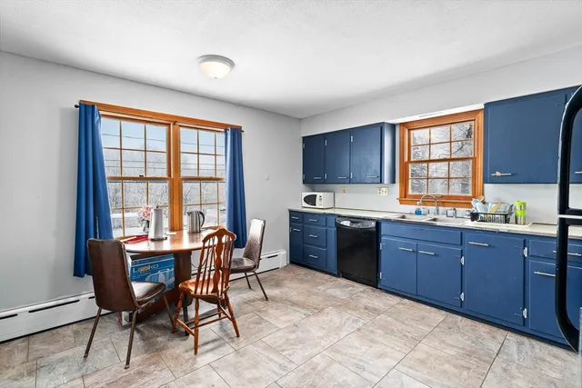 $549,900 | 2 West Park Drive, Easthampton, MA 01027