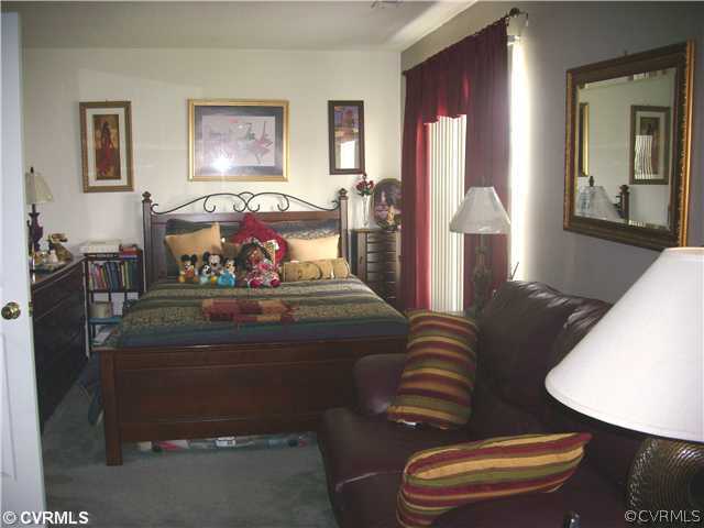 6413 Rudd Place Henrico, VA 23231 - Photo 8 of 9 Master Bedroom - Second masterbedroom w/sitting ar