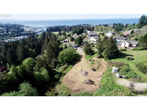 $209,000 | Riviera Court, Brookings, OR 97415