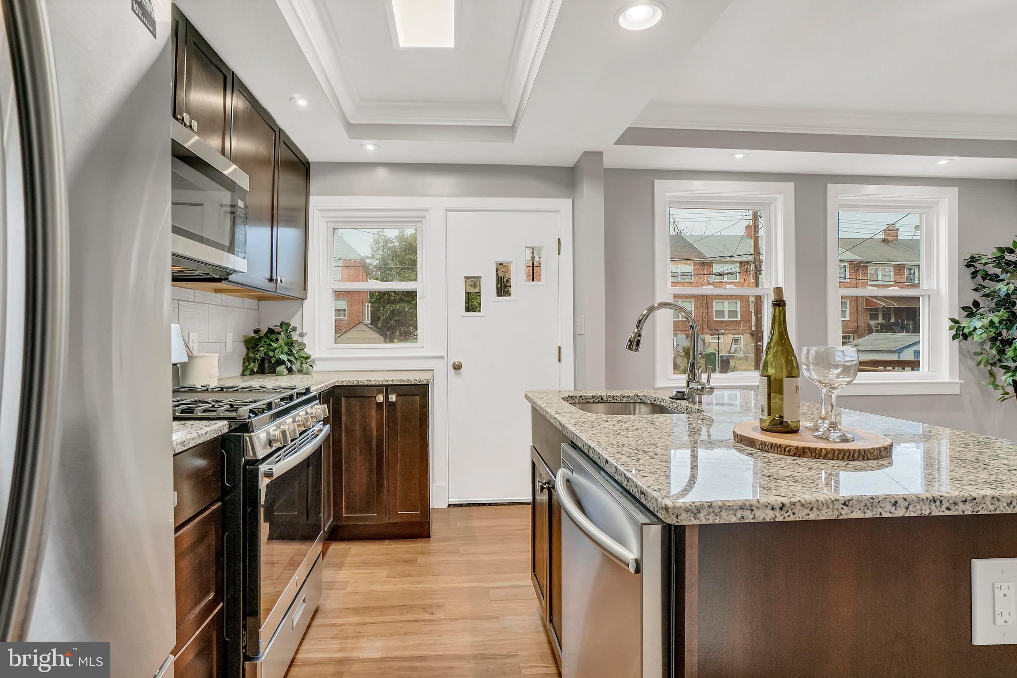 1326 Pentwood Road Baltimore, MD 21239 - Photo 15 of 35 Kitchen