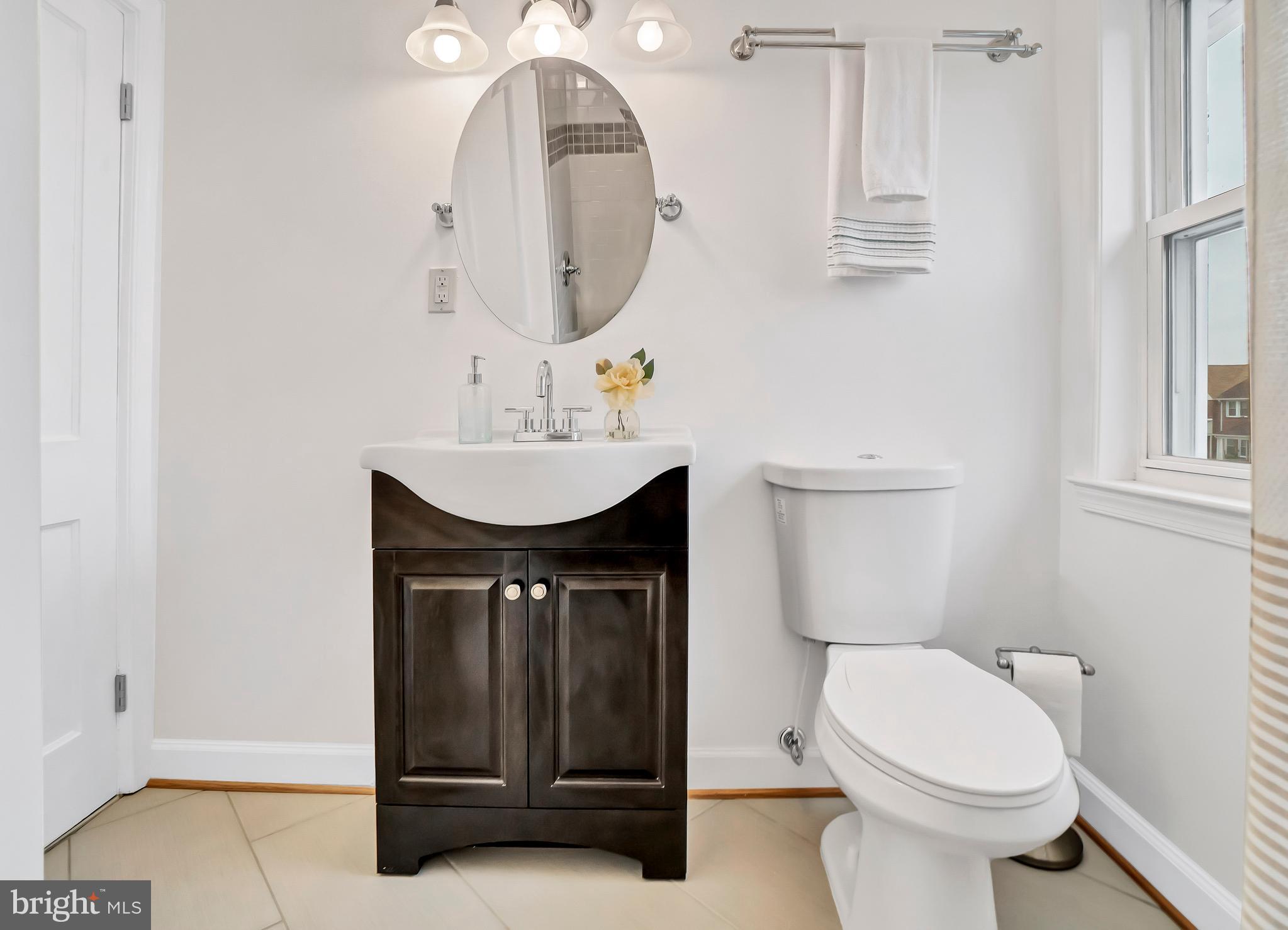 1326 Pentwood Road Baltimore, MD 21239 - Photo 23 of 35 Full Bathroom