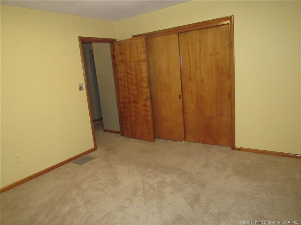 4922 Grant Line Road New Albany, IN 47150 - Photo 21 of 29 Gallery Image 21