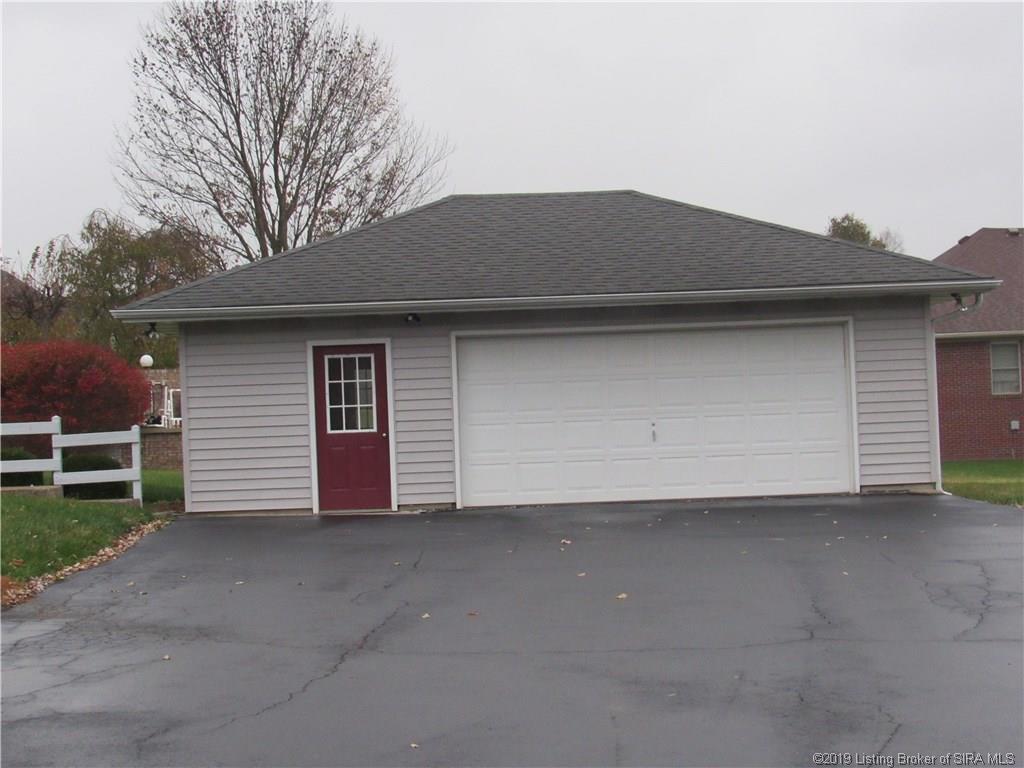 4922 Grant Line Road New Albany, IN 47150 - Photo 3 of 29 Gallery Image 3