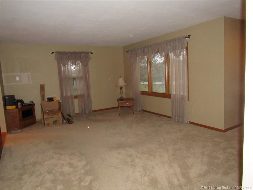 4922 Grant Line Road New Albany, IN 47150 - Photo 6 of 29 Gallery Image 6