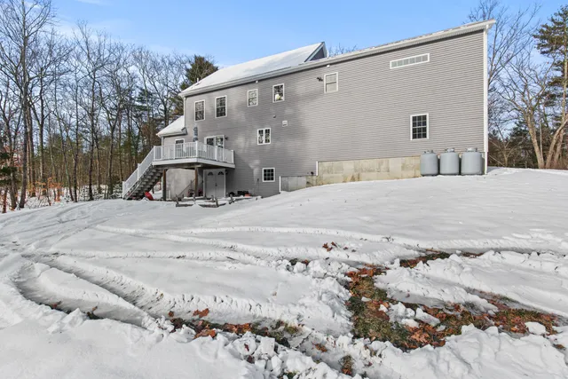 $1,000,000 | 58 Hardy Road, Falmouth, ME 04105