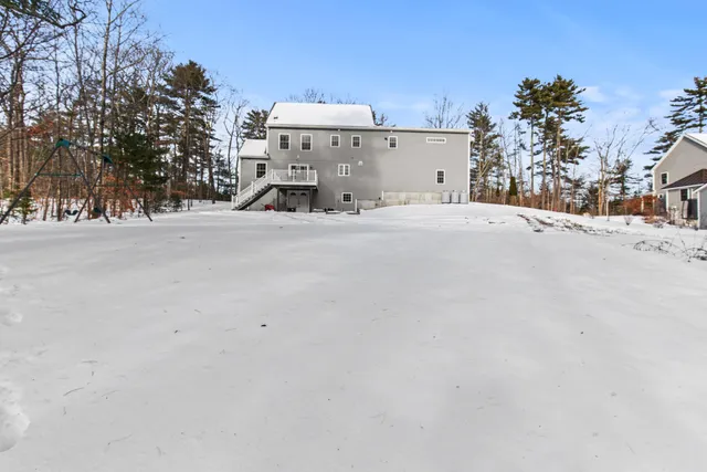 $1,000,000 | 58 Hardy Road, Falmouth, ME 04105