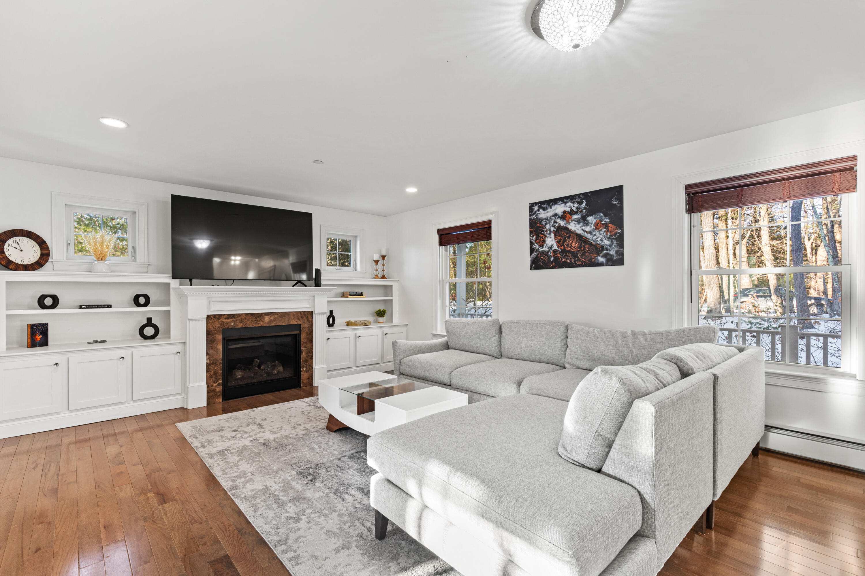 58 Hardy Road Falmouth, ME 04105 - Photo 6 of 48 Living Room