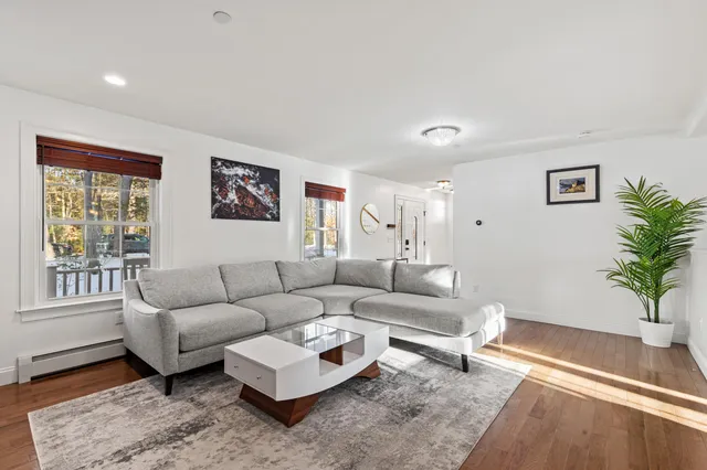 $1,000,000 | 58 Hardy Road, Falmouth, ME 04105