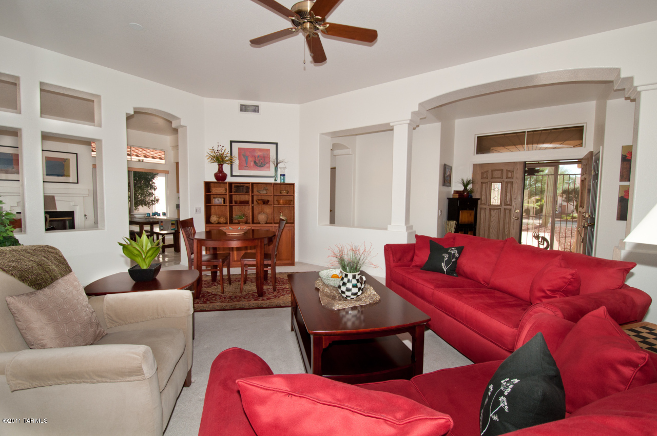 1781 East Crown Ridge Way Tucson, AZ 85755 - Photo 3 of 23