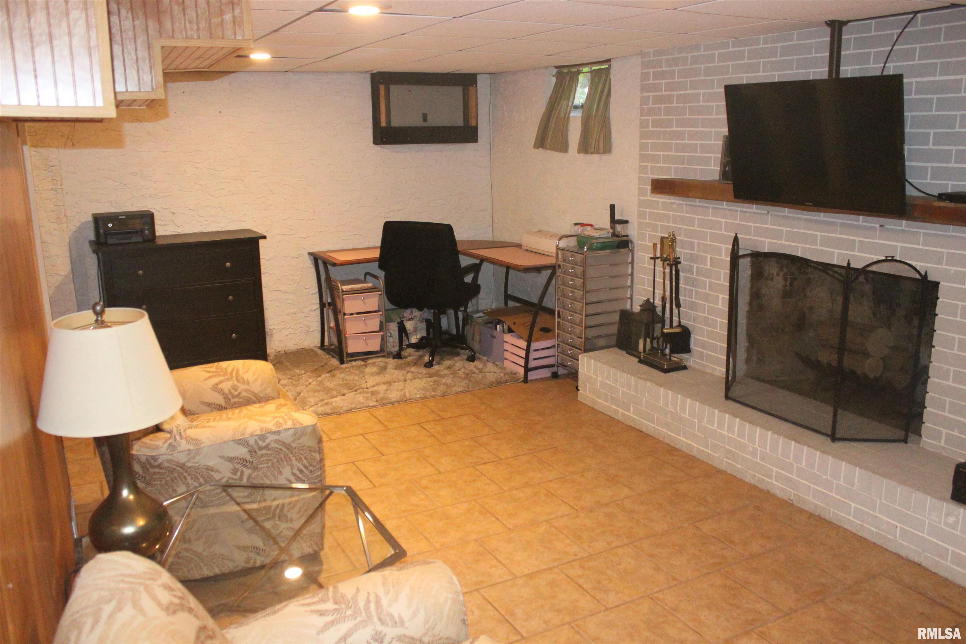 442 50th Street Moline, IL 61265 - Photo 13 of 15