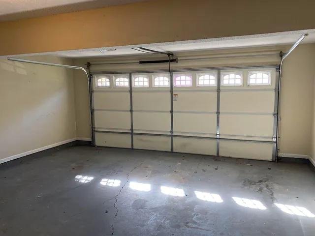 a view of a garage