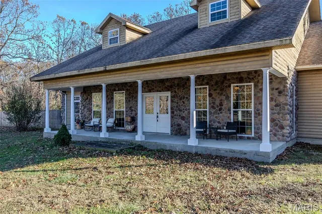 $879,000 | 15650 Hwy WW, Lebanon, MO 65536