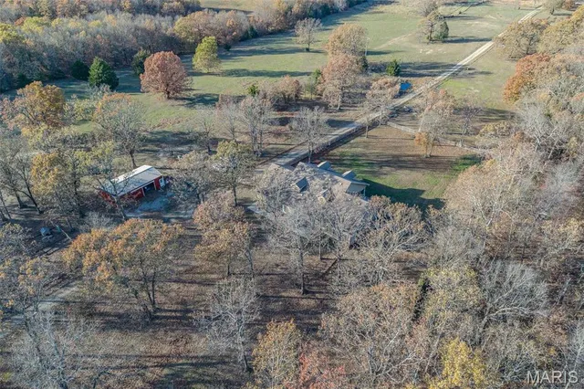$879,000 | 15650 Hwy WW, Lebanon, MO 65536