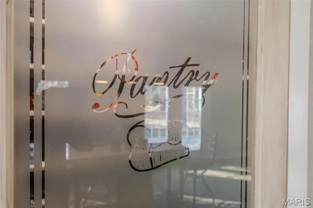 $879,000 | 15650 Hwy WW, Lebanon, MO 65536