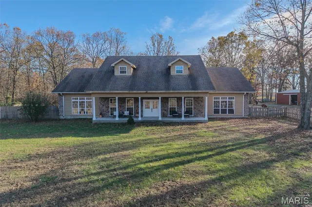 $879,000 | 15650 Hwy WW, Lebanon, MO 65536