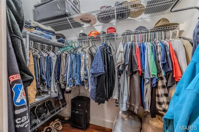 $879,000 | 15650 Hwy WW, Lebanon, MO 65536