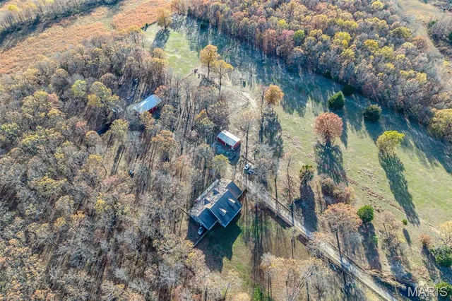 $879,000 | 15650 Hwy WW, Lebanon, MO 65536