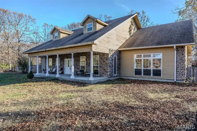 $879,000 | 15650 Hwy WW, Lebanon, MO 65536