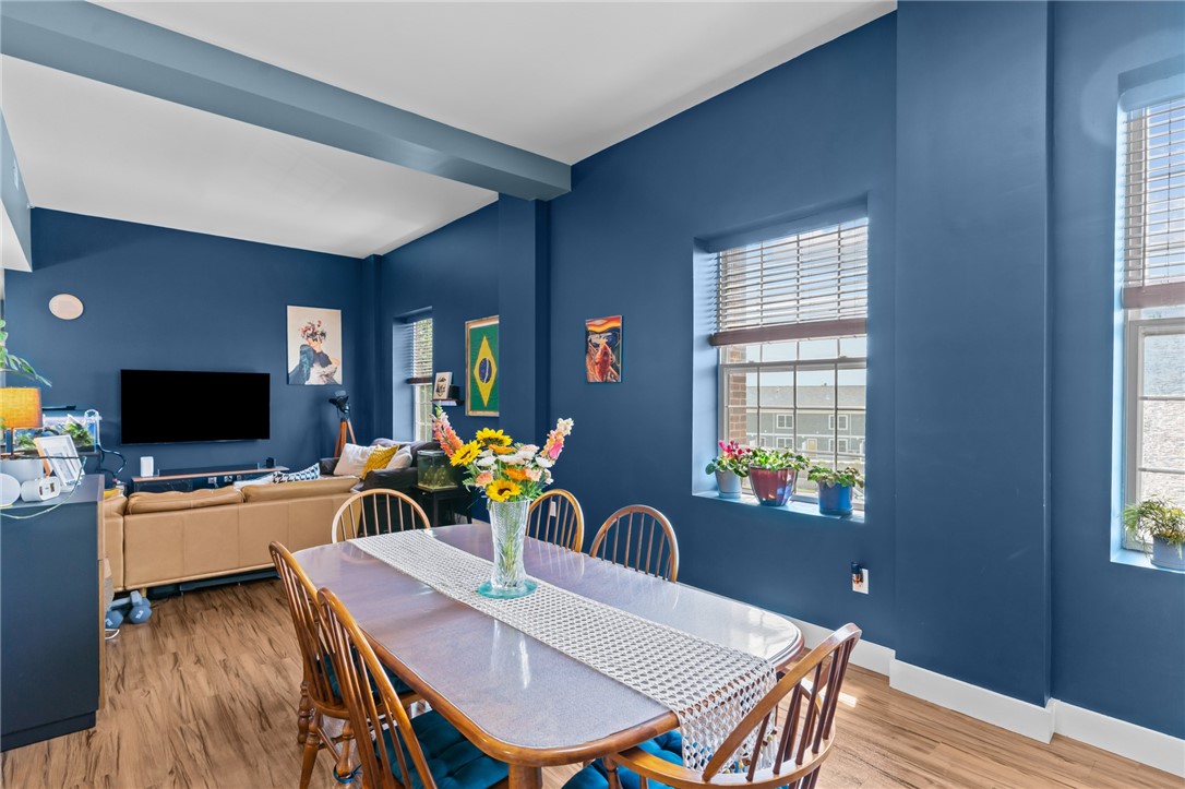 39 Webster Avenue, Unit 201 Pawtucket, RI 02860 - Photo 9 of 37