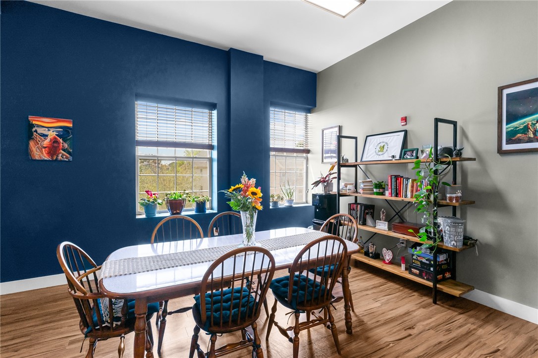 39 Webster Avenue, Unit 201 Pawtucket, RI 02860 - Photo 10 of 37