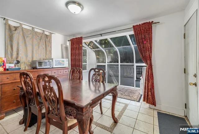 $599,900 | 320 James Street, Teaneck, NJ 07666