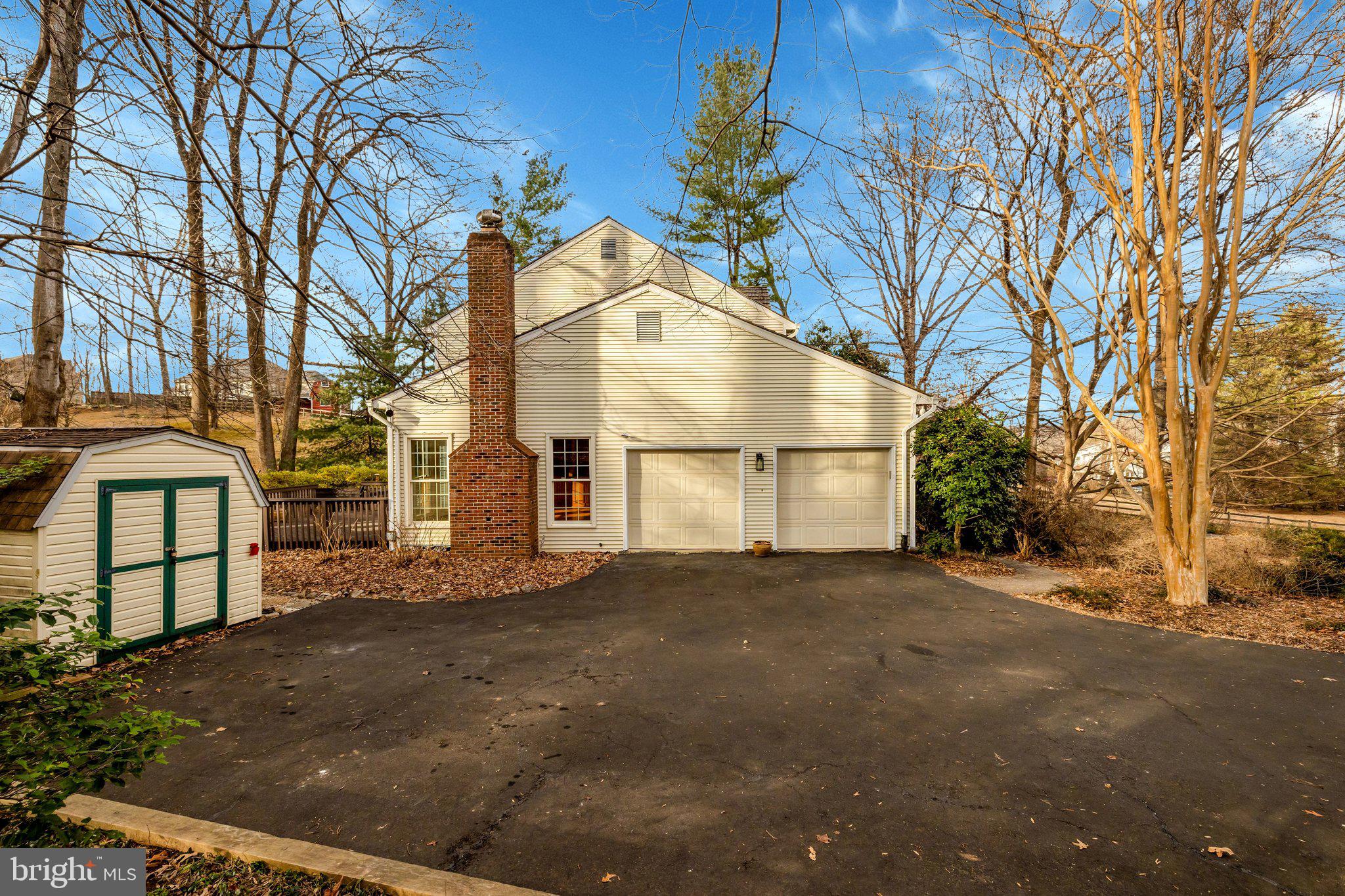 11273 Waples Mill Road Oakton, VA 22124 - Photo 25 of 75