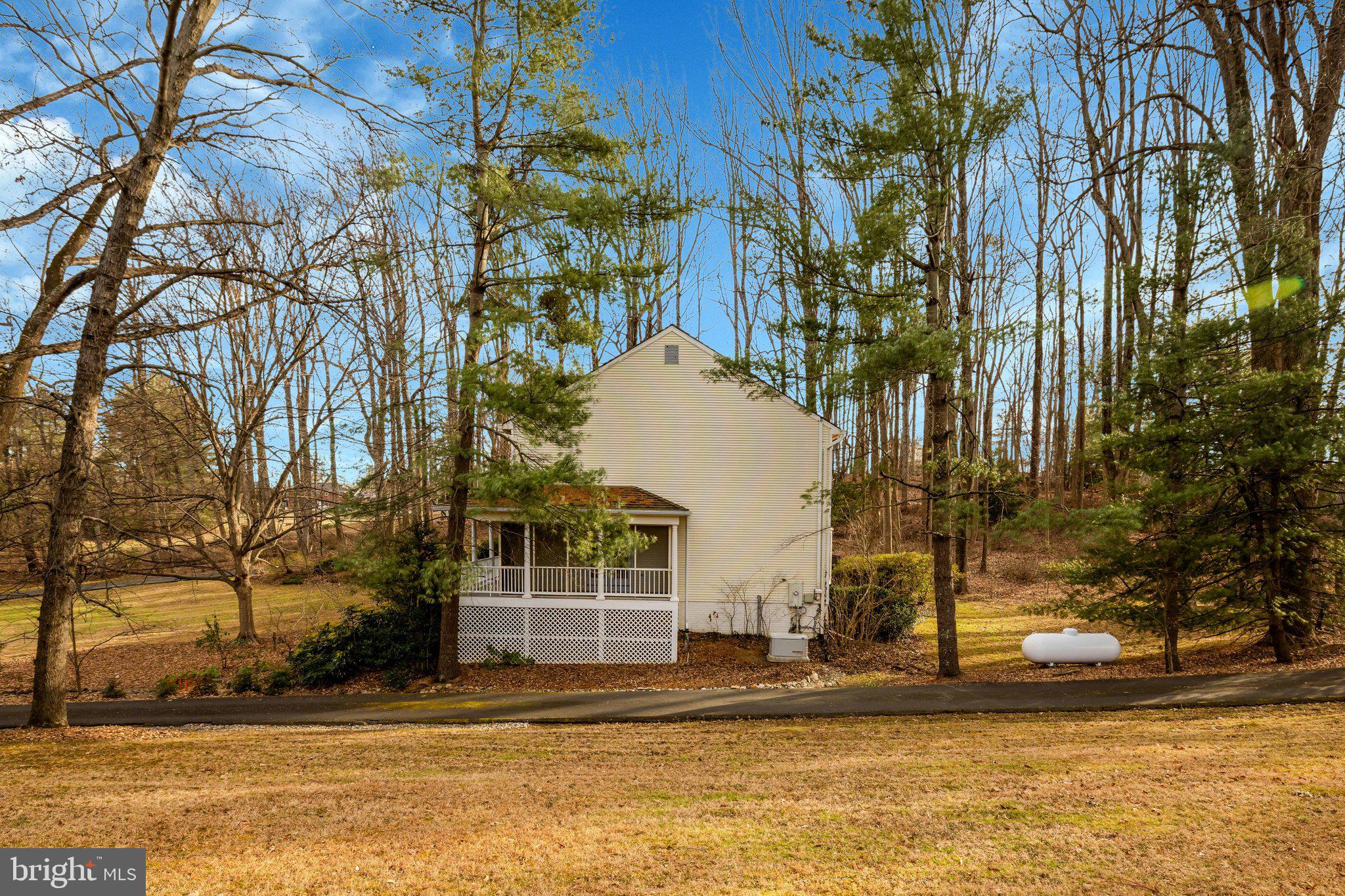 11273 Waples Mill Road Oakton, VA 22124 - Photo 27 of 75