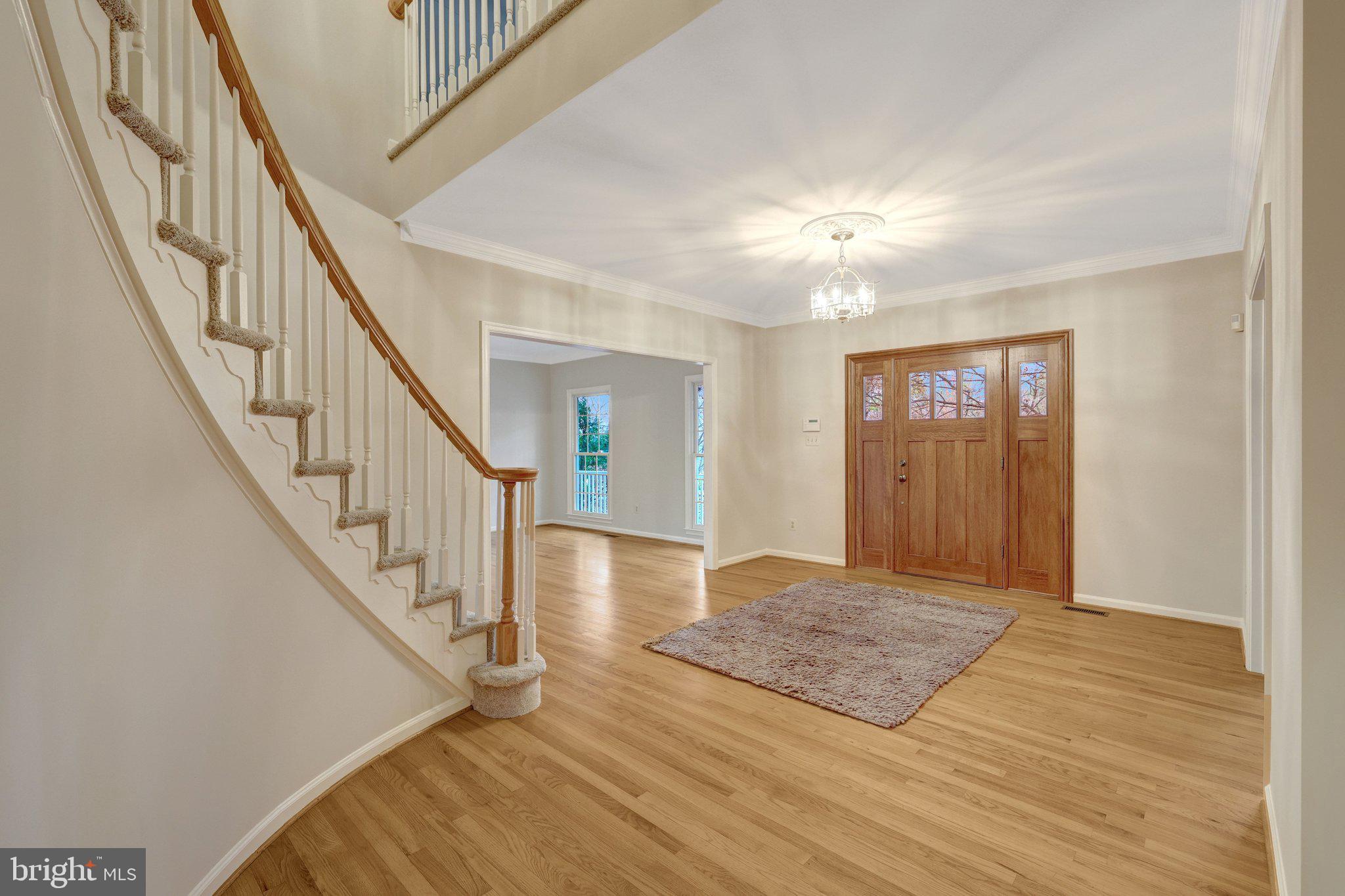 11273 Waples Mill Road Oakton, VA 22124 - Photo 29 of 75 Foyer