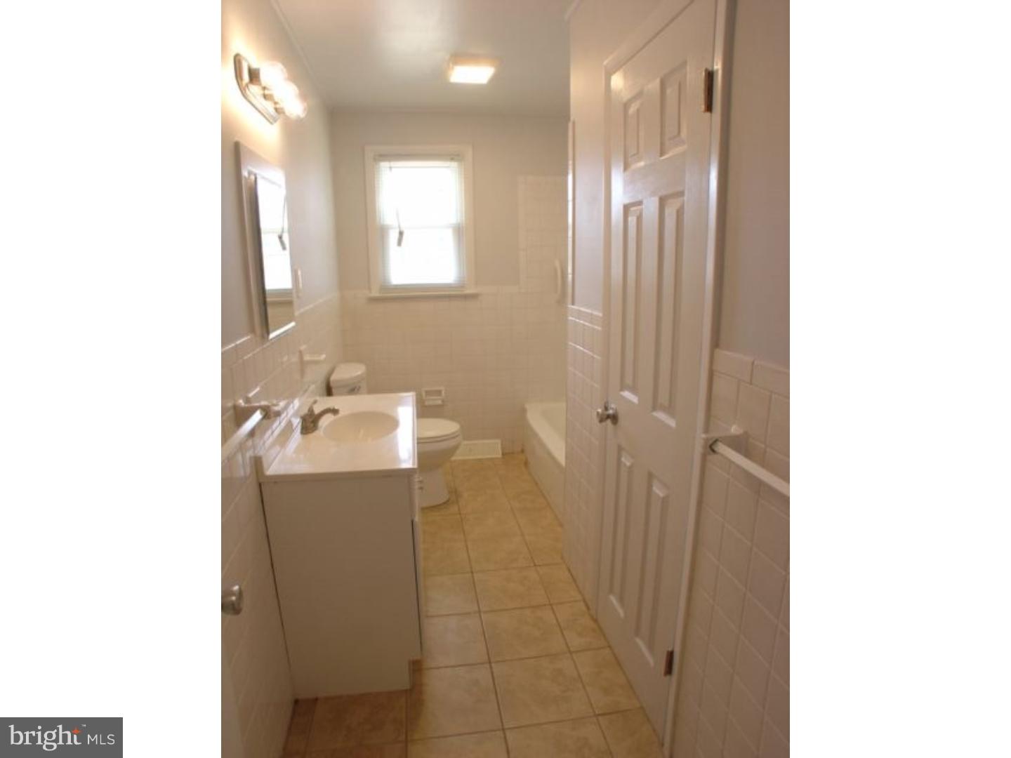 133 Eaton Road Pennsville, NJ 08070 - Photo 12 of 15 Bathroom
