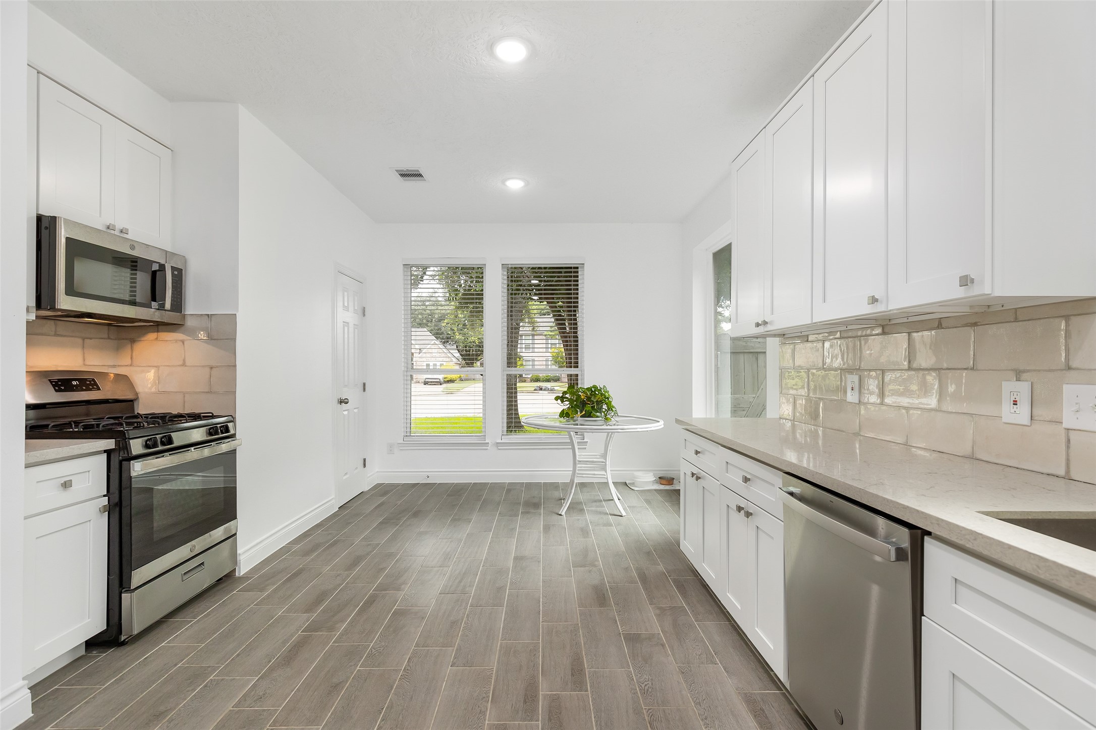 16011 Country Bend Road Houston, TX 77095 - Photo 8 of 25