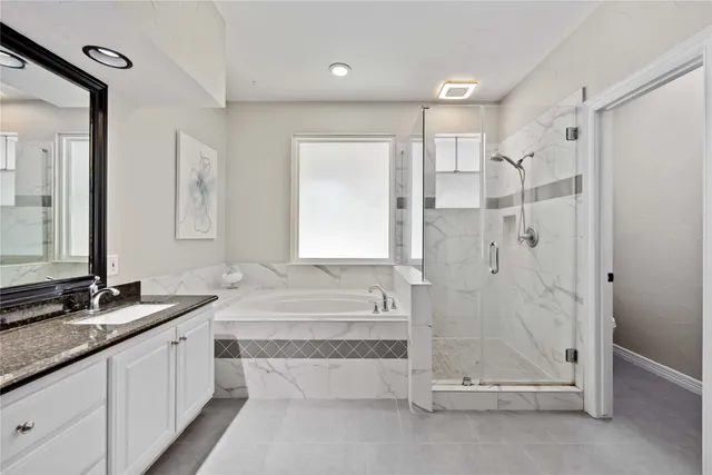 $799,950 | 59 West Misty Morning Trace, The Woodlands, TX 77381