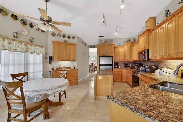 $399,000 | 34239 Woodridge Lane, Eustis, FL 32736