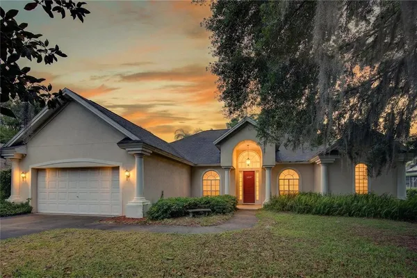 $399,000 | 34239 Woodridge Lane, Eustis, FL 32736