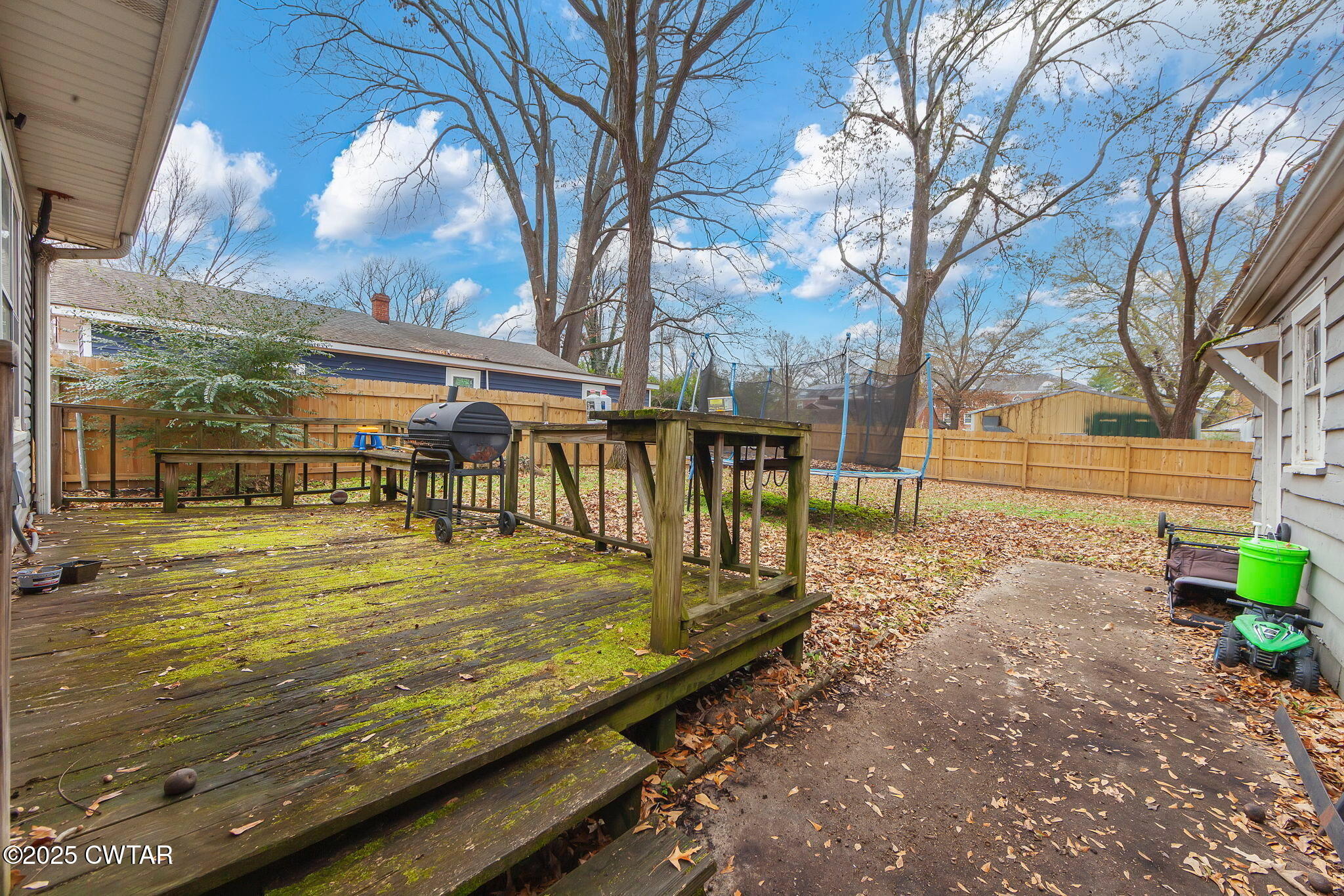 22 Sunset Avenue Jackson, TN 38301 - Photo 15 of 15 a view of a yard with sitting area