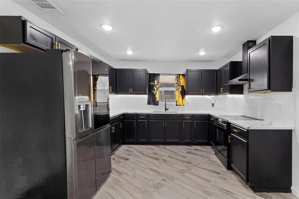 $285,000 | 1035 Warden Street, Benbrook, TX 76126