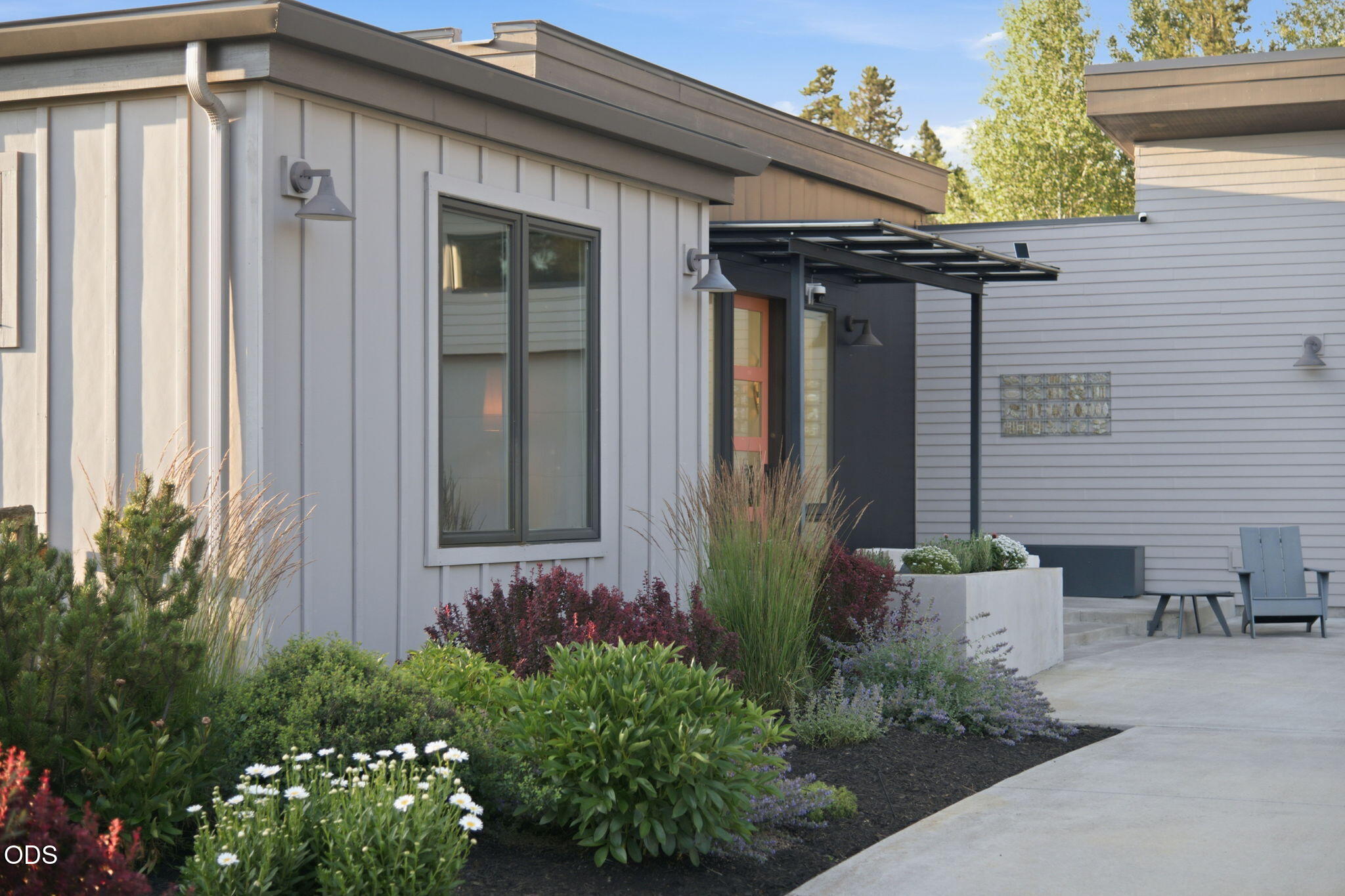55543 Huntington Road Bend, OR 97707 - Photo 9 of 73 Gallery Image 9