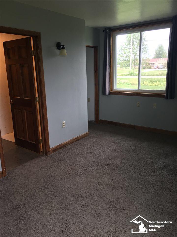 13465 West Albain Road Petersburg, MI 49270 - Photo 13 of 42 31359495-12.JPG