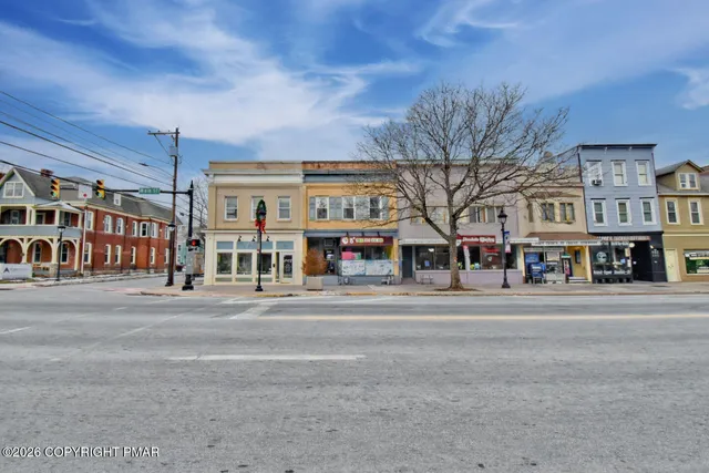 $2,000 | 768 Main Street, Stroudsburg, PA 18360