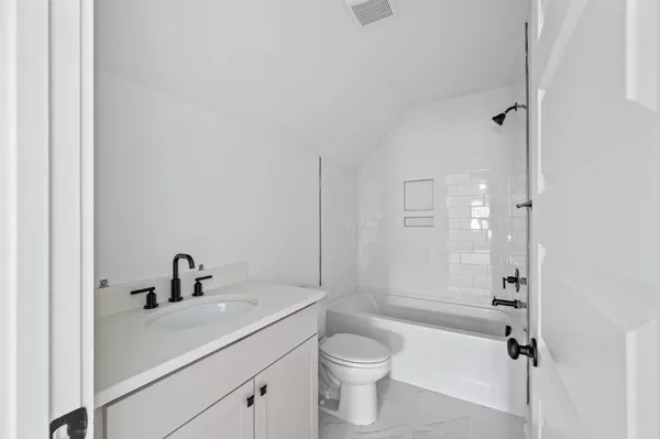 $1,225,000 | 1476 Cedar Plantation Lane, Awendaw, SC 29429