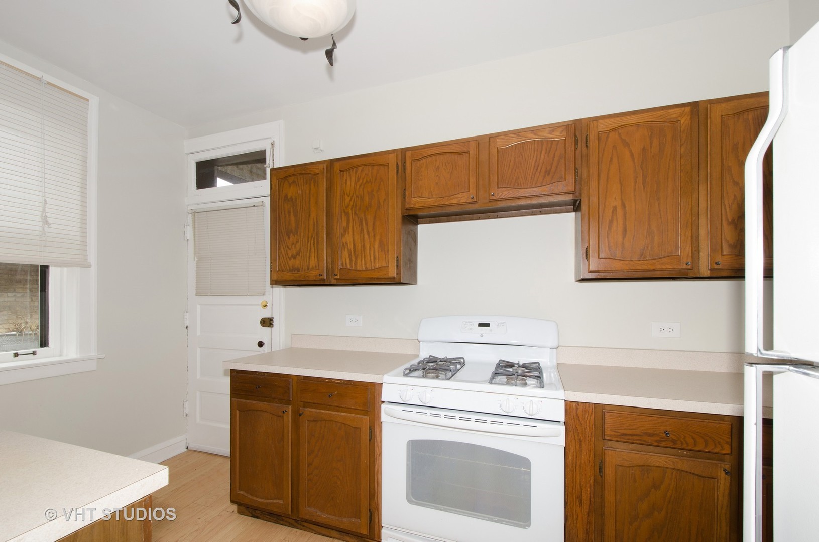 380 Ridge Avenue, Unit 133 Evanston, IL 60202 - Photo 6 of 11 Gallery Image 6